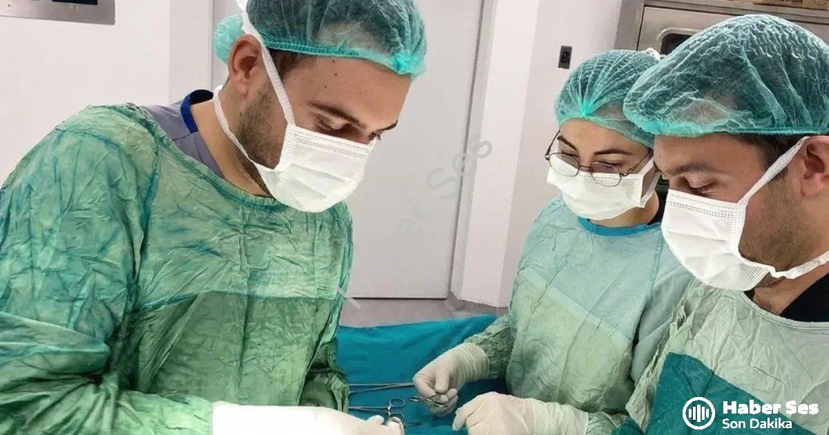 "Şuhut Devlet Hastanesi'nde Kasık Fıtığı Ameliyatı Başarıyla Gerçekleşti" başlıklı haber için fotore